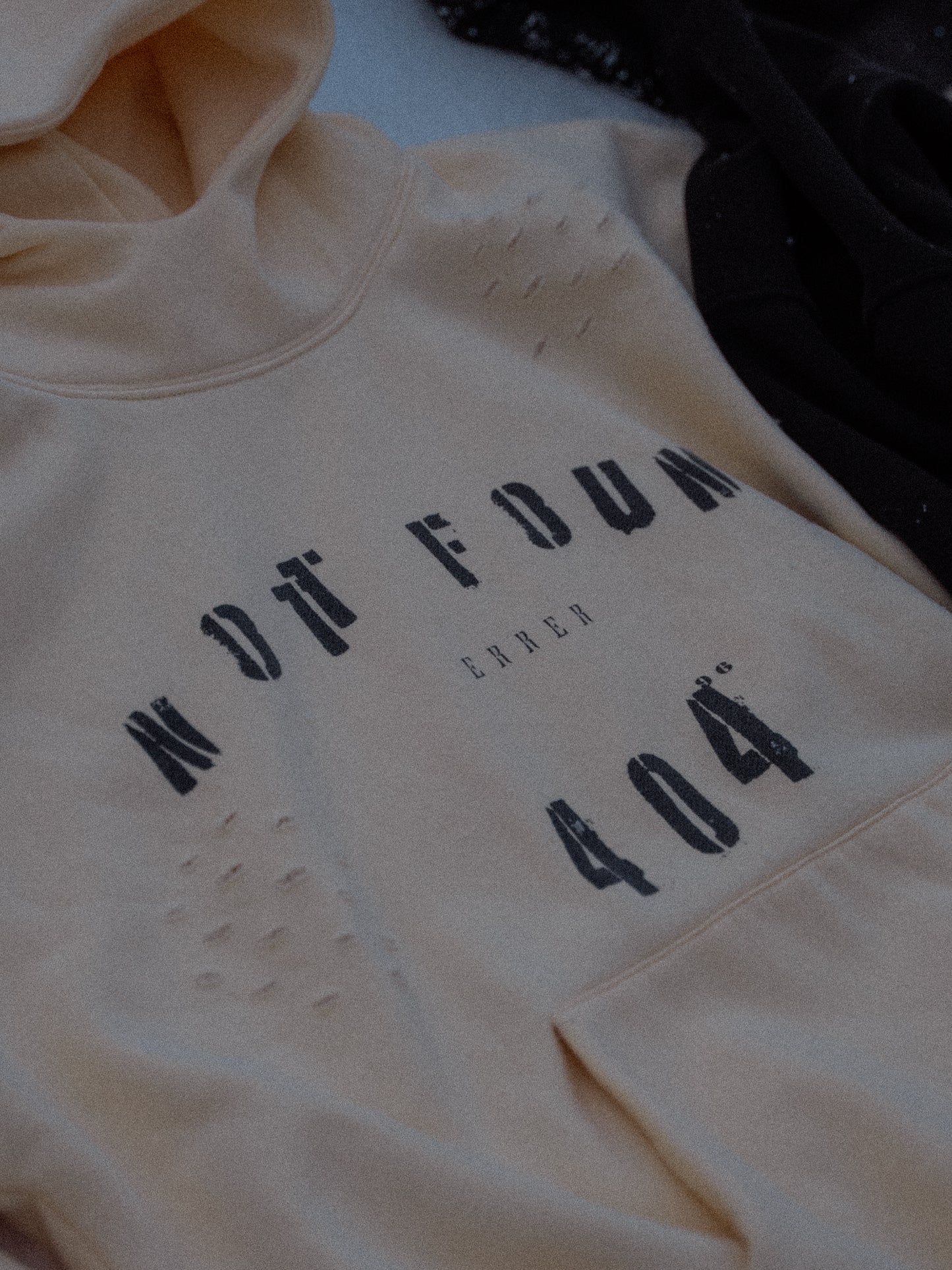 Drop1. 404 Hoodie / CREAM