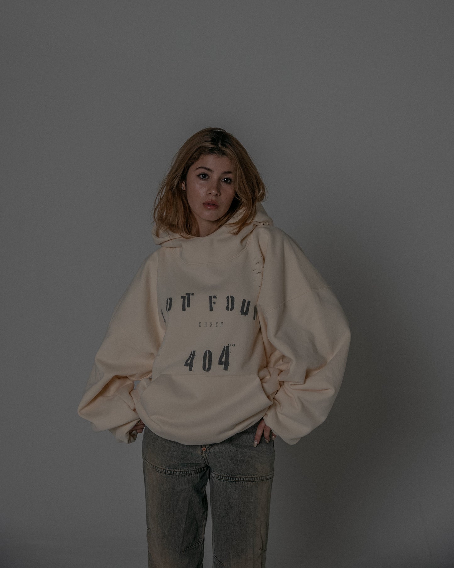 Drop1. 404 Hoodie / CREAM