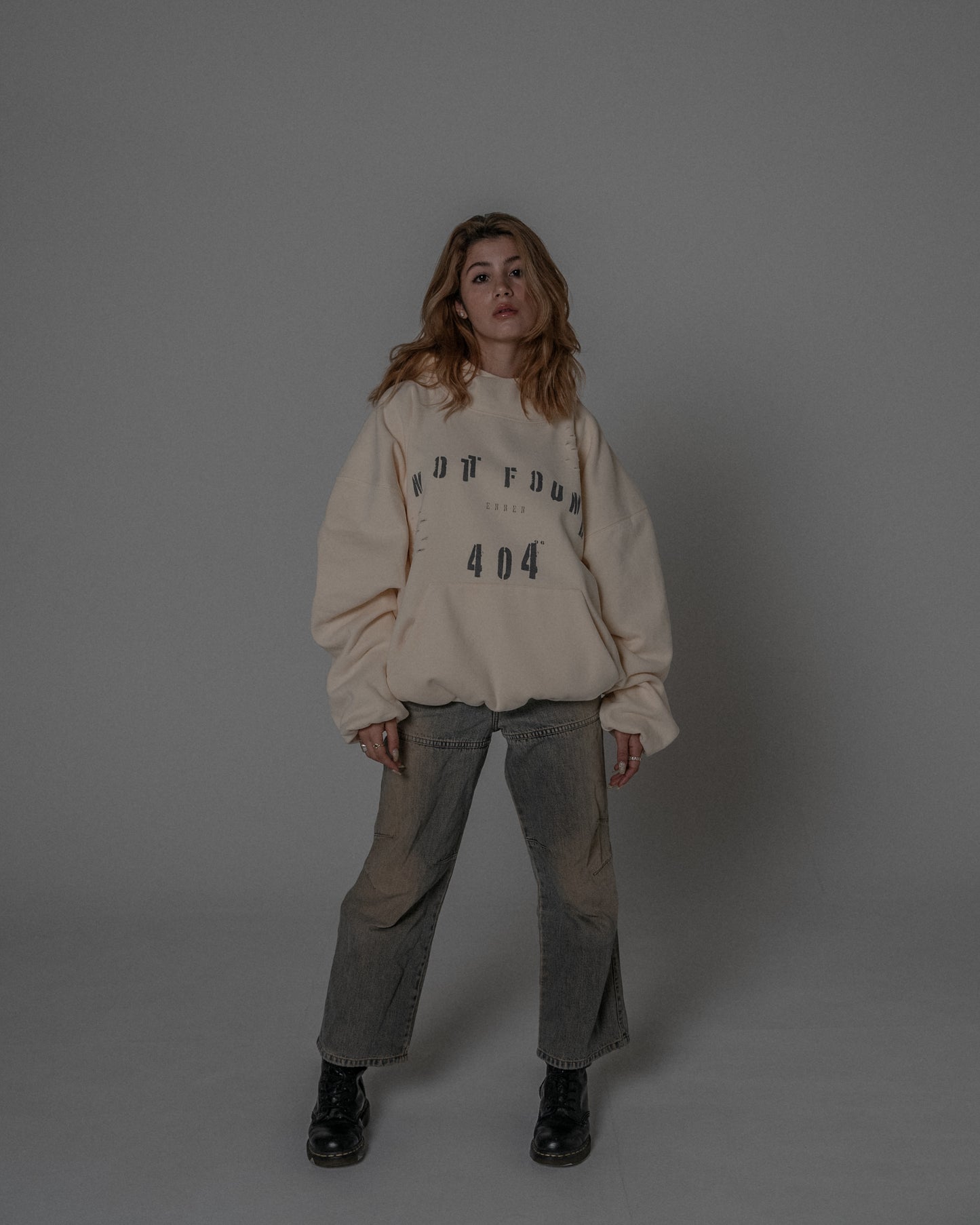 Drop1. 404 Hoodie / CREAM