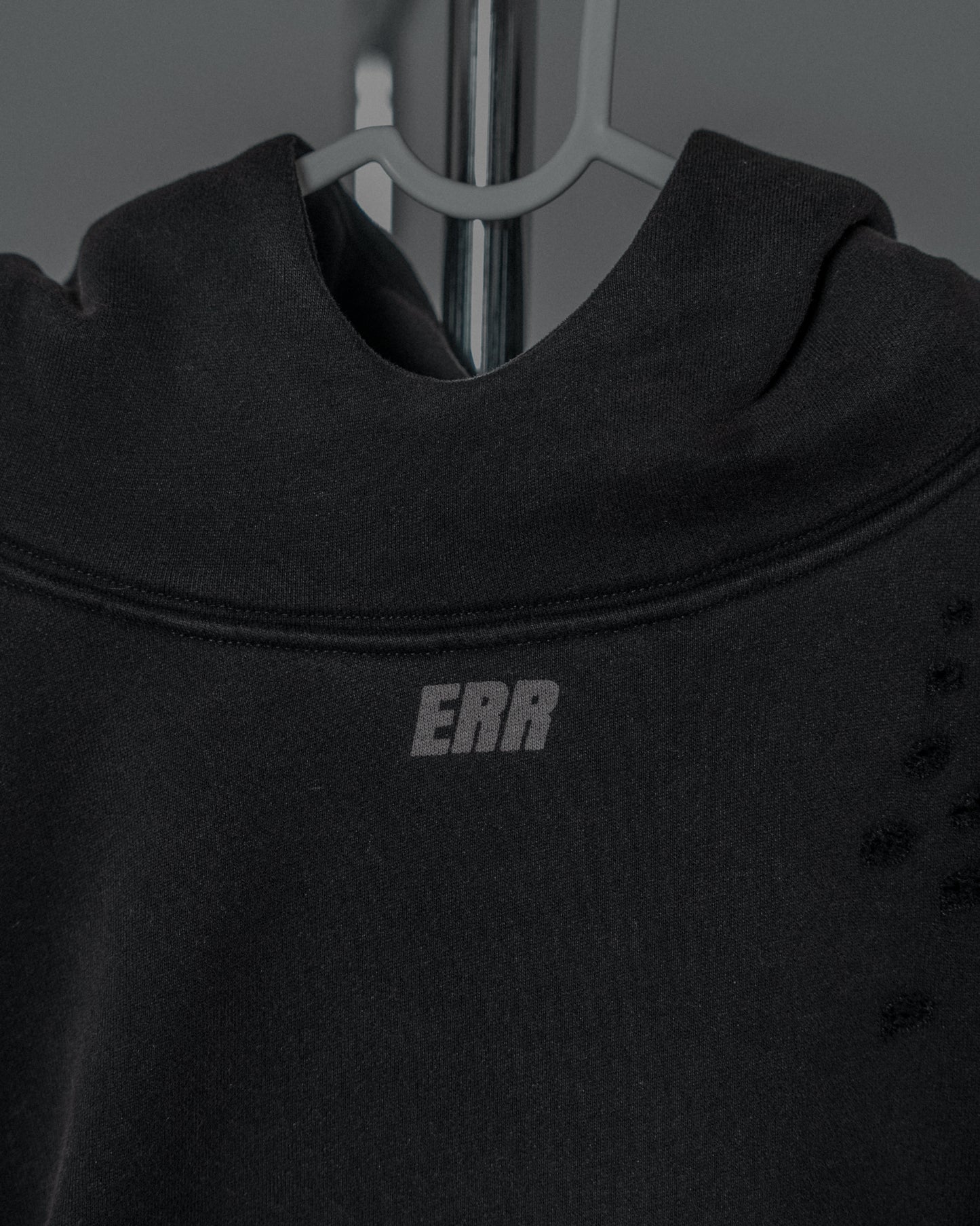 Drop1. ERRER Hoodie / BLACK