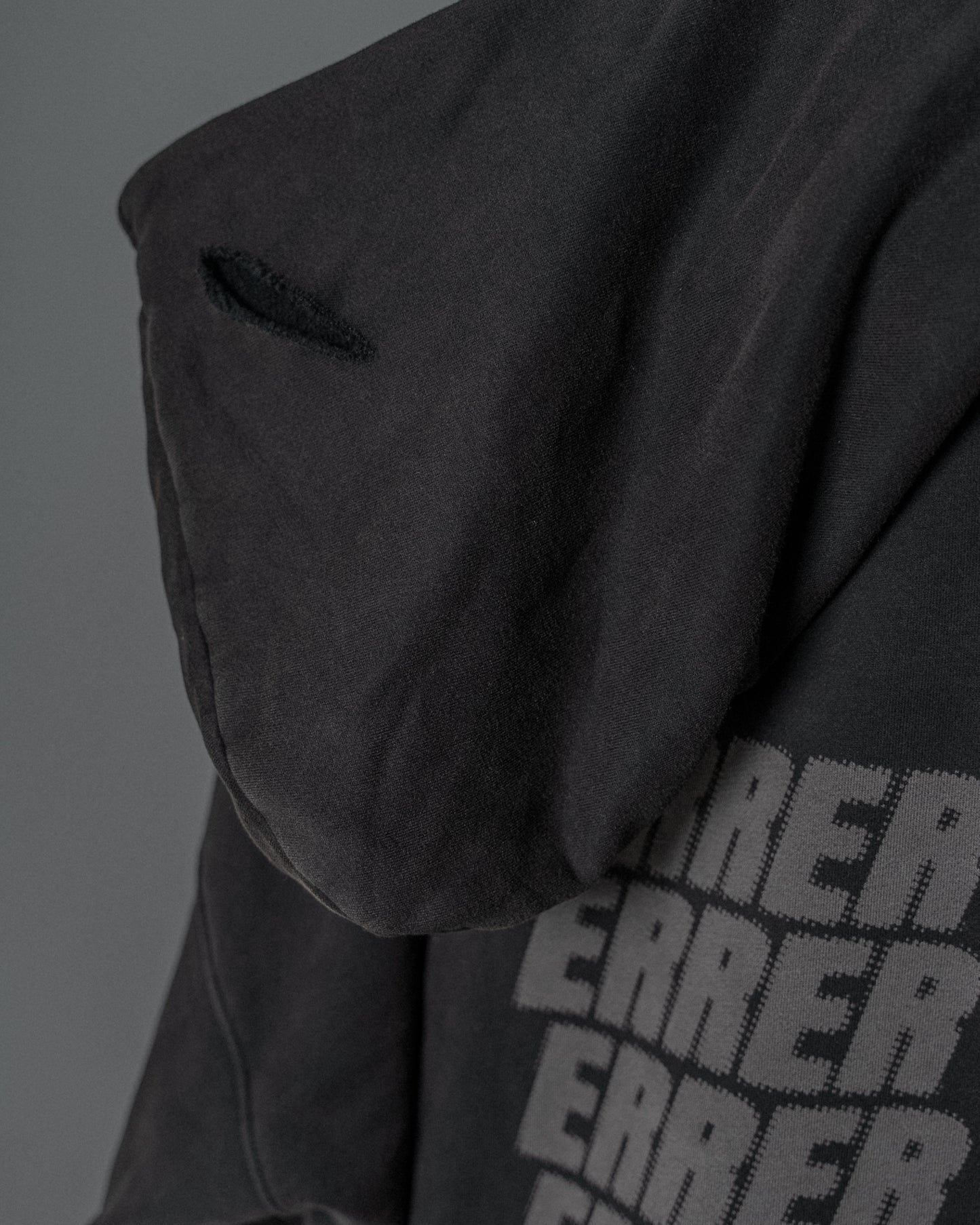 Drop1. ERRER Hoodie / BLACK